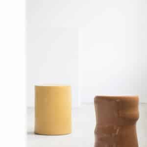 Pawn Bijzettafel/krukje organisch oker (Marie Michielssen)